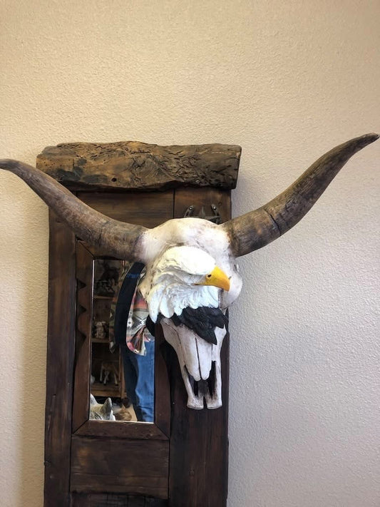 Skull w/ Eagle
